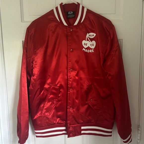 Yo Hago Lo Que Me Da La Gana Bad Bunny Bomber Jacket - Picture 4 of 11